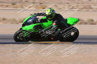 media/Dec-10-2023-SoCal Trackdays (Sun) [[0ce70f5433]]/Turn 9 Inside Set 2 (1115am)/